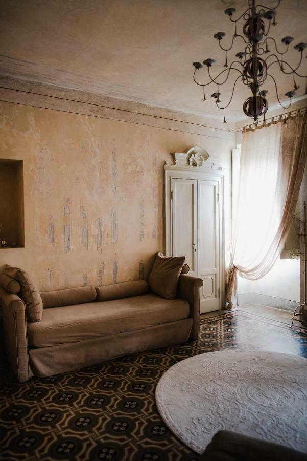 Regina Teodolinda Suites ラーリオ エクステリア 写真