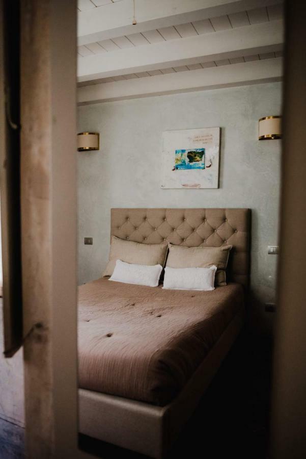 Regina Teodolinda Suites ラーリオ エクステリア 写真